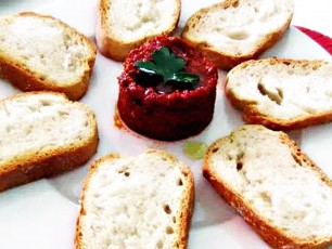 Alpujarra typical spreadable cod, dry tomatoes and dry red peppers