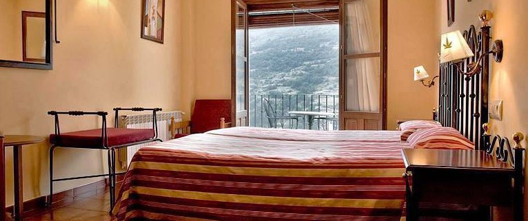 Hotel Room :: Bodegas Nestares Rincon