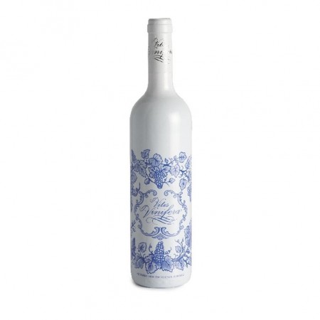 Bottle IN 3.0 Vitis Vinifera :: © Bodegas Nestares Rincon